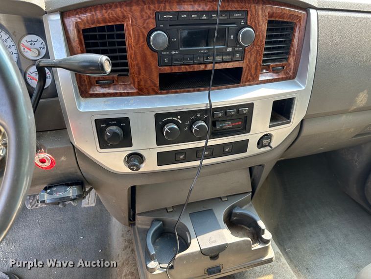 image for item JD9041 2006 Dodge Ram 3500  Quad Cab pickup truck