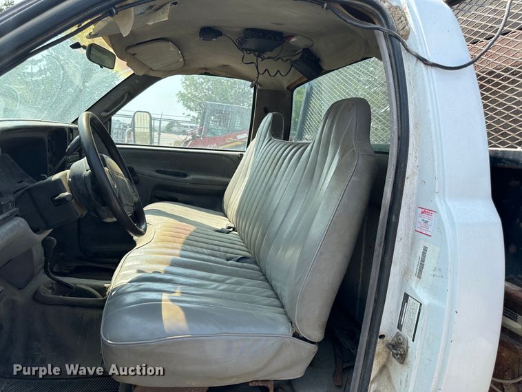 image for item JD9042 1995 Dodge Ram 3500  flatbed pickup truck