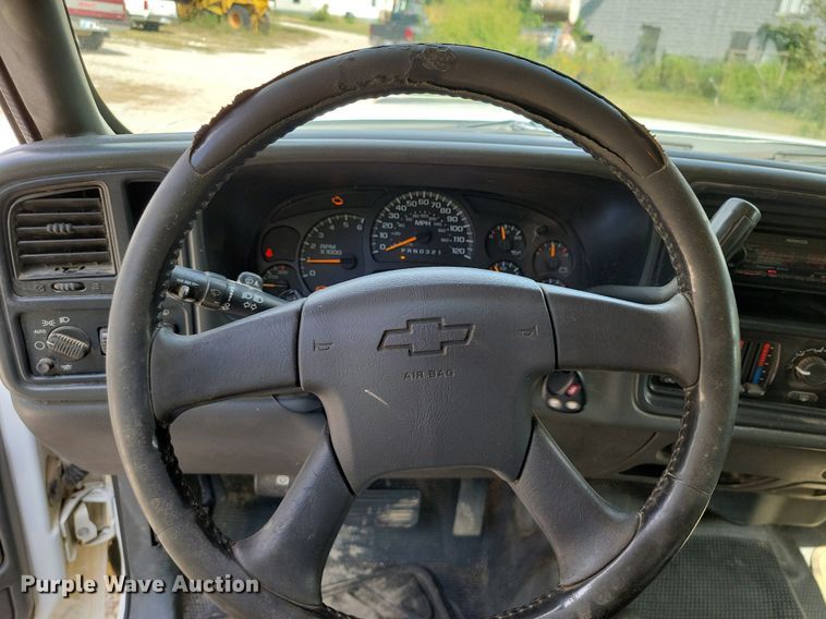 image for item JE9531 2007 Chevrolet Silverado 2500HD  Ext. Cab pickup truck