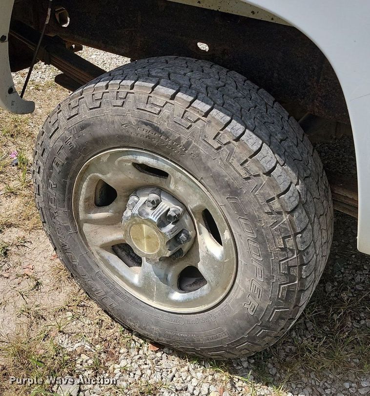 image for item JE9531 2007 Chevrolet Silverado 2500HD  Ext. Cab pickup truck