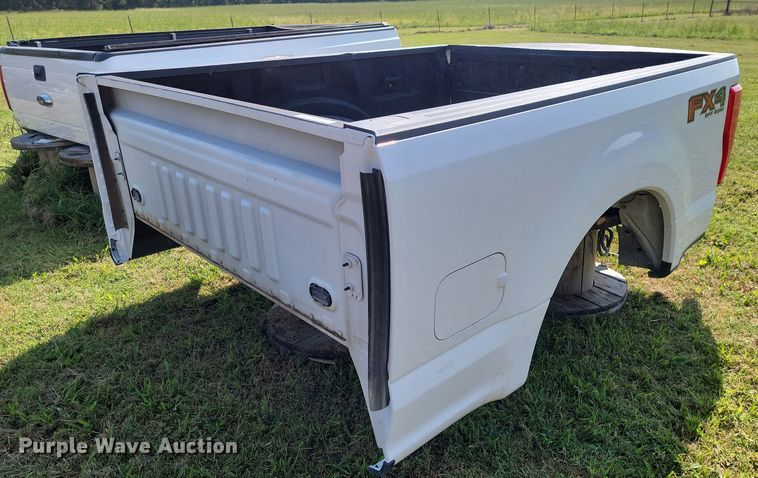 image for item JE9535 Ford Super Duty  pickup truck bed