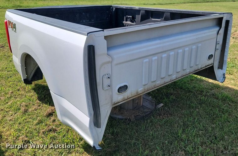 image for item JE9535 Ford Super Duty  pickup truck bed
