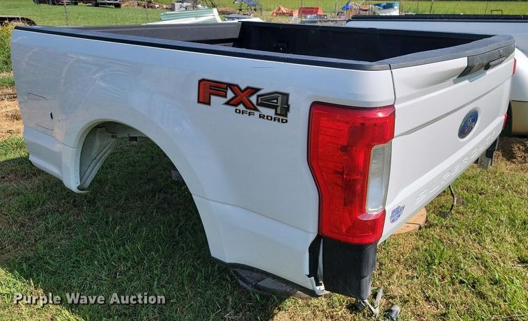 image for item JE9535 Ford Super Duty  pickup truck bed