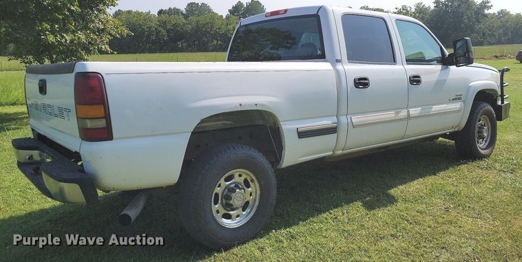 image for item JE9537 2007 Chevrolet Silverado 2500HD Crew Cab pickup truck