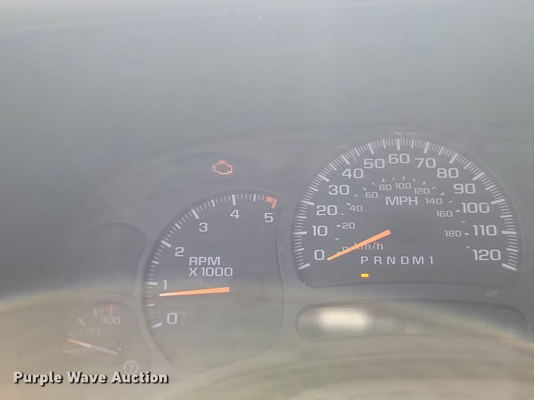 image for item JE9537 2007 Chevrolet Silverado 2500HD Crew Cab pickup truck