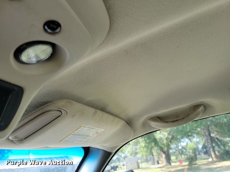 image for item JE9537 2007 Chevrolet Silverado 2500HD Crew Cab pickup truck