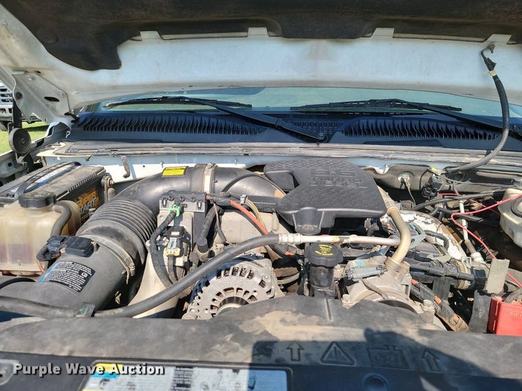 image for item JE9537 2007 Chevrolet Silverado 2500HD Crew Cab pickup truck