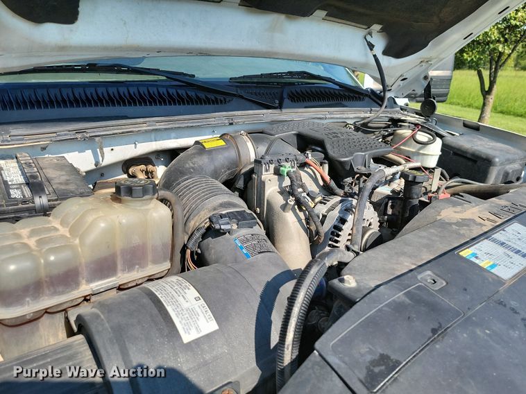 image for item JE9537 2007 Chevrolet Silverado 2500HD Crew Cab pickup truck