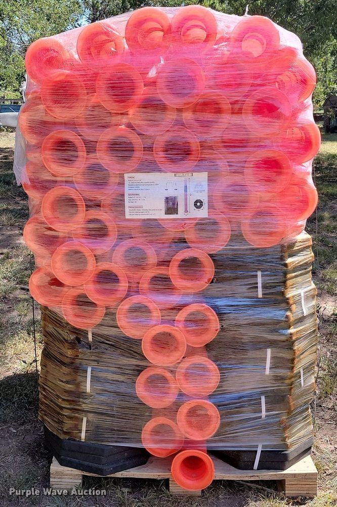 image for item JE9540 (100) safety cones