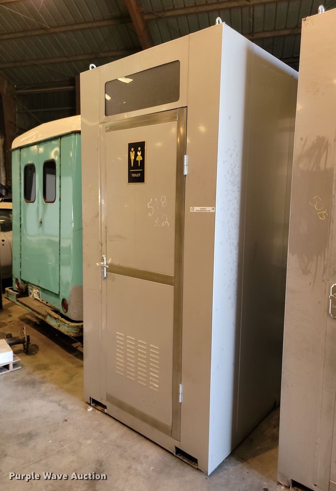 image for item JE9542 Portable restroom