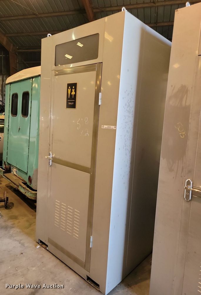 image for item JE9542 Portable restroom