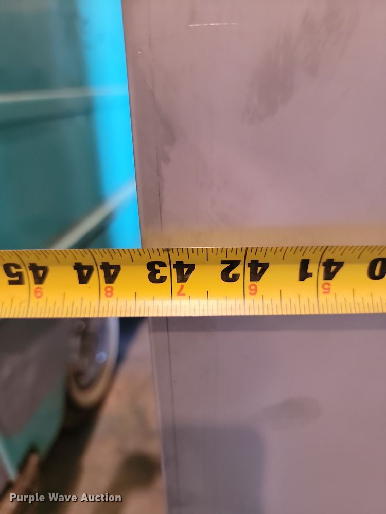 image for item JE9542 Portable restroom