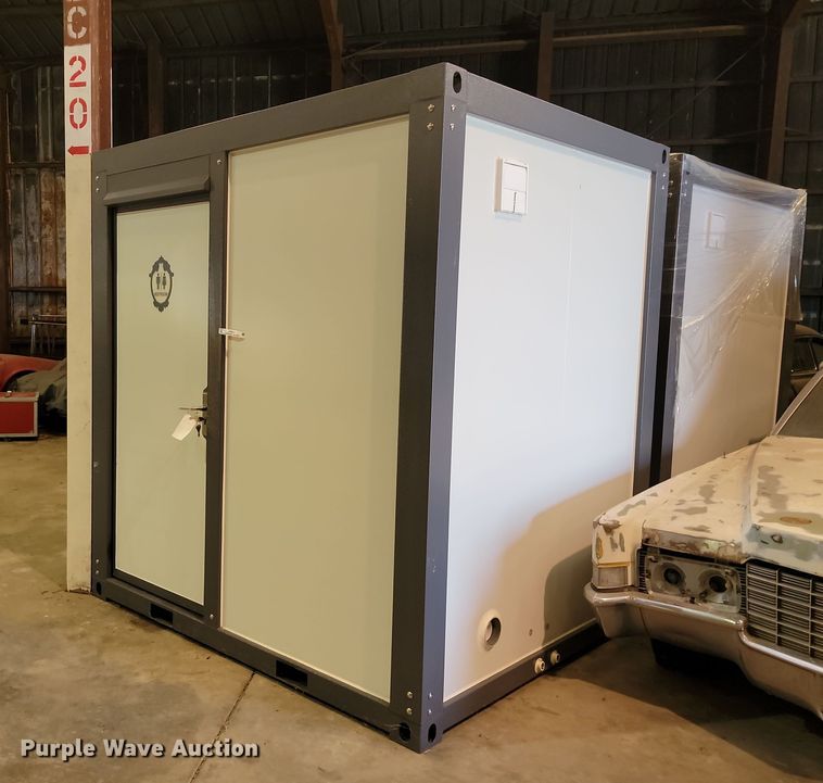 image for item JE9543 Portable restroom