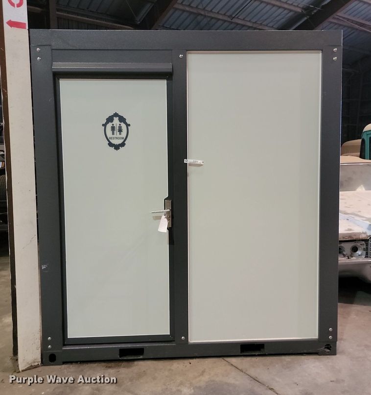 image for item JE9543 Portable restroom
