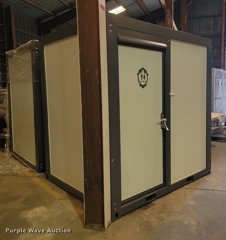 image for item JE9543 Portable restroom