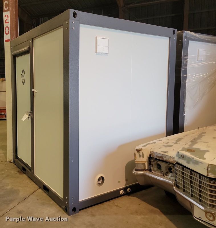 image for item JE9543 Portable restroom