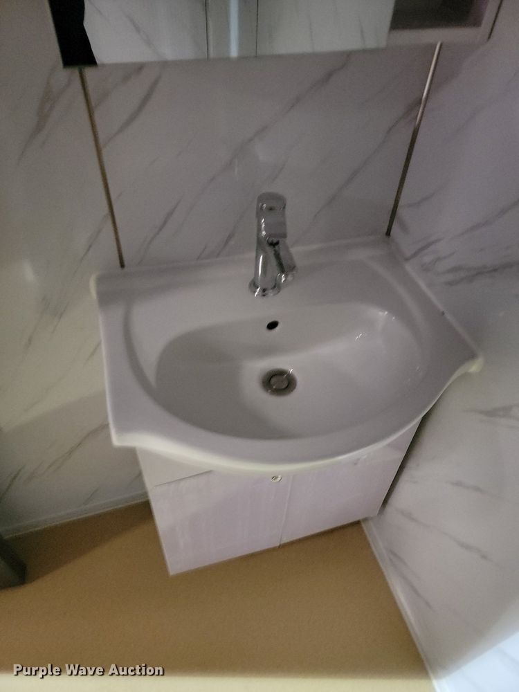 image for item JE9543 Portable restroom