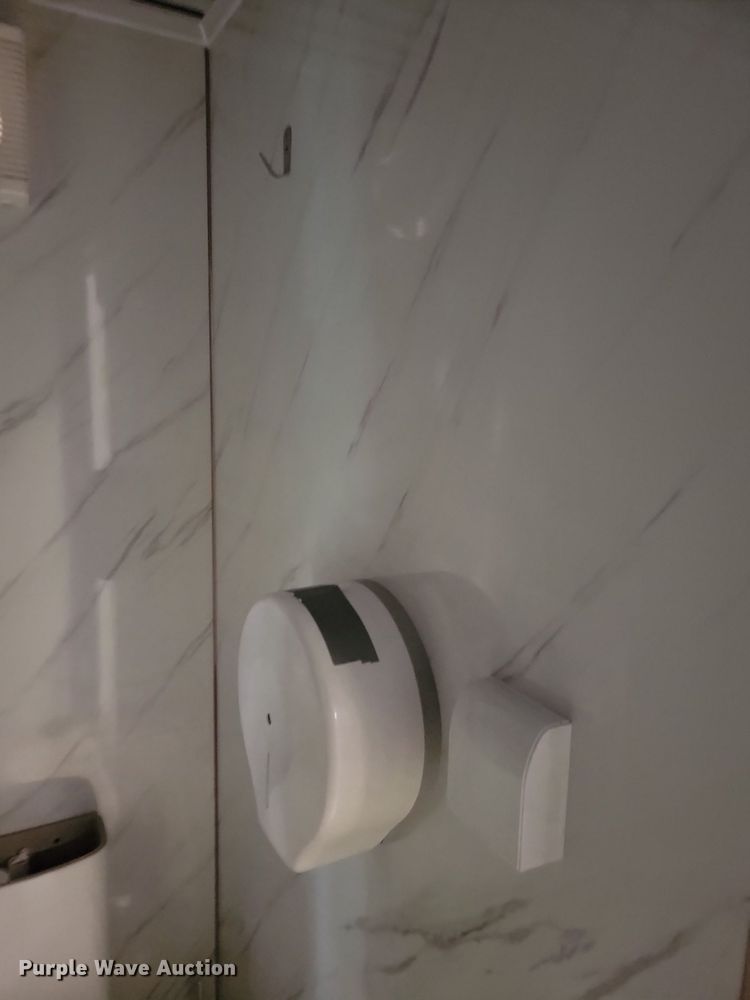 image for item JE9543 Portable restroom