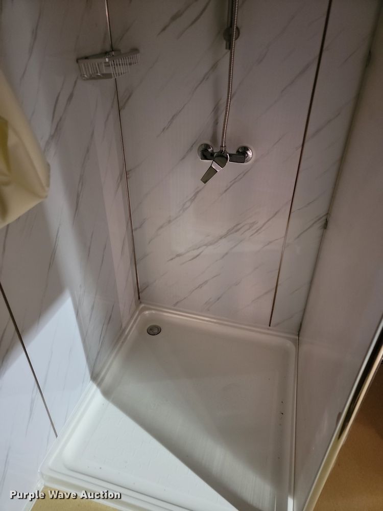 image for item JE9543 Portable restroom