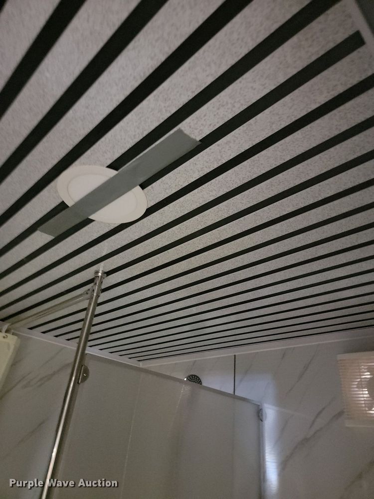 image for item JE9543 Portable restroom