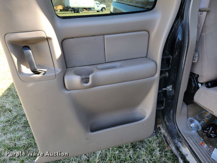 image for item JL9346 2002 Chevrolet Silverado 1500  Ext. Cab pickup truck