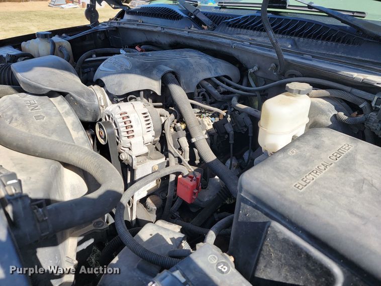 image for item JL9346 2002 Chevrolet Silverado 1500  Ext. Cab pickup truck