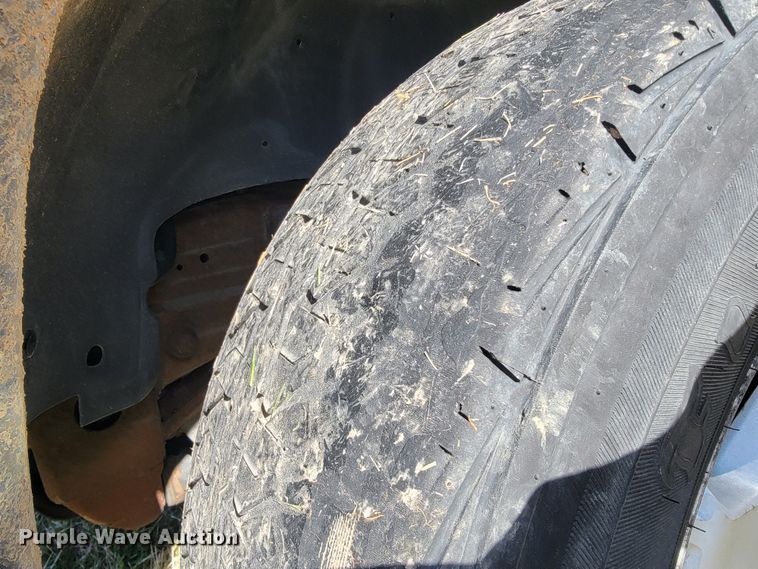 image for item JL9346 2002 Chevrolet Silverado 1500  Ext. Cab pickup truck