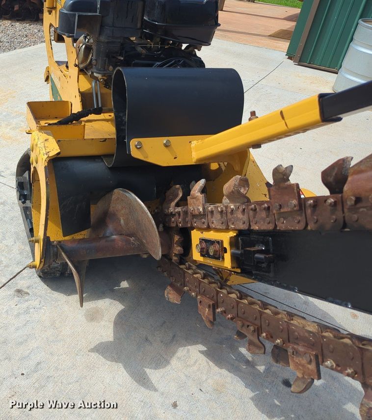image for item KB9384 2016 Vermeer RTX130  trencher
