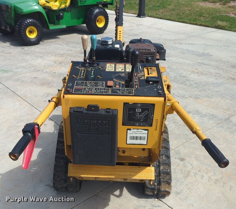 image for item KB9384 2016 Vermeer RTX130  trencher