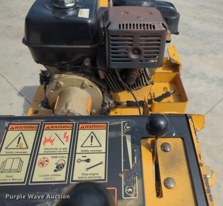 image for item KB9384 2016 Vermeer RTX130  trencher