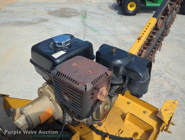 image for item KB9384 2016 Vermeer RTX130  trencher