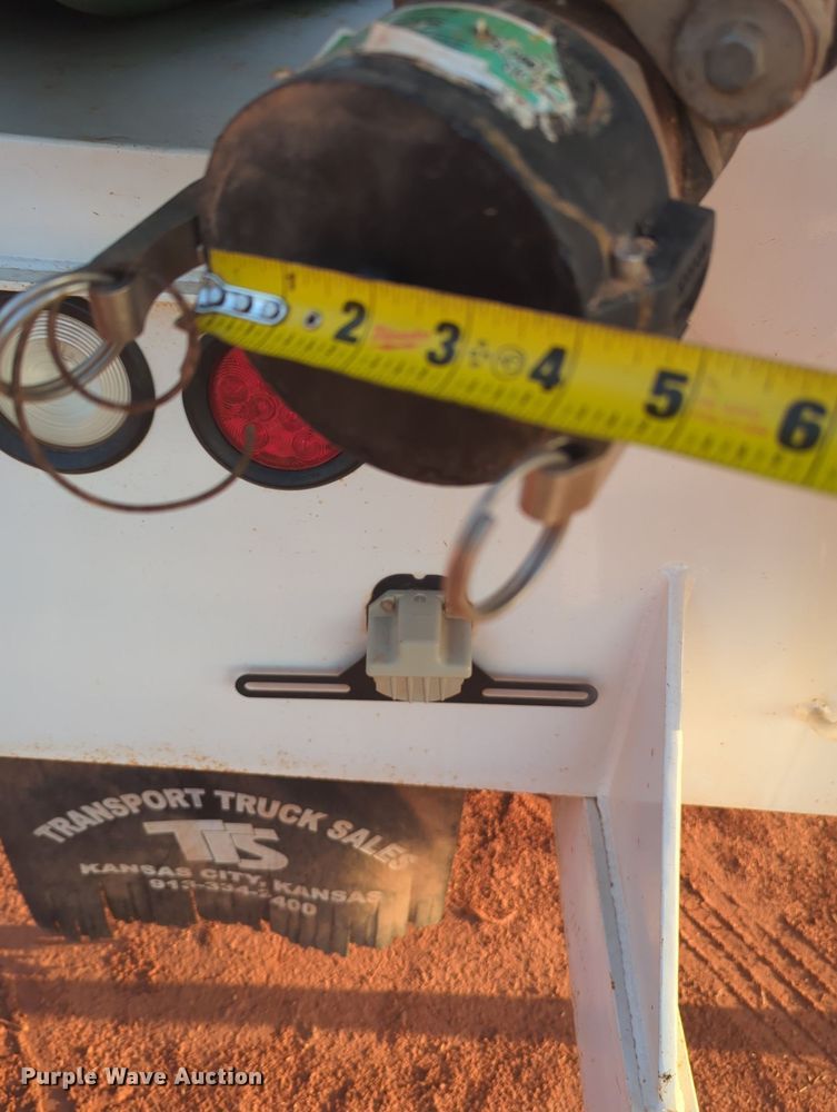 image for item KB9391 2012 International 4300  vacuum truck