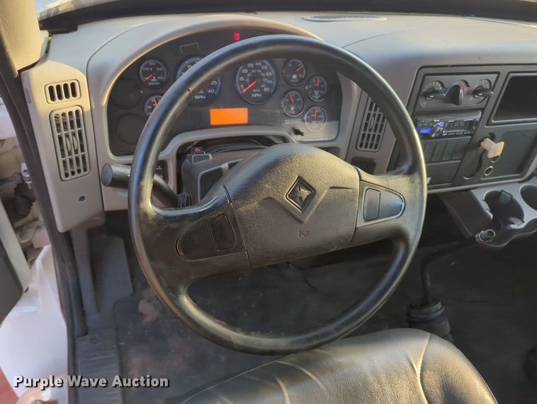 image for item KB9391 2012 International 4300  vacuum truck