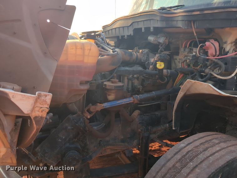 image for item KB9391 2012 International 4300  vacuum truck