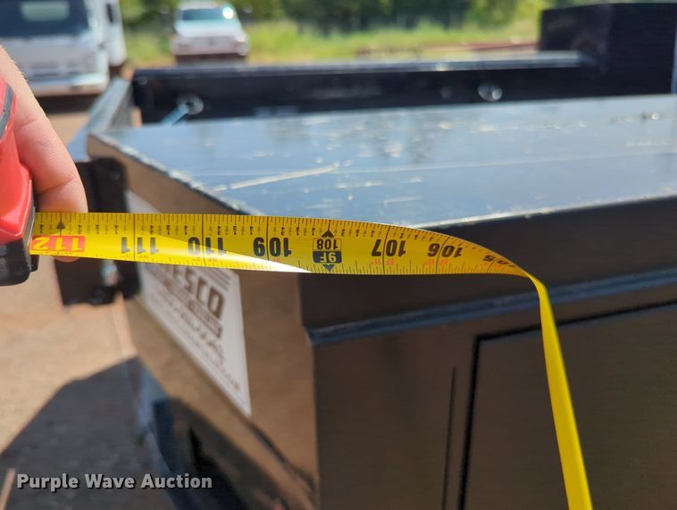 image for item KB9403 2018 Dodge Ram 3500HD  Crew Cab flatbed pickup truck