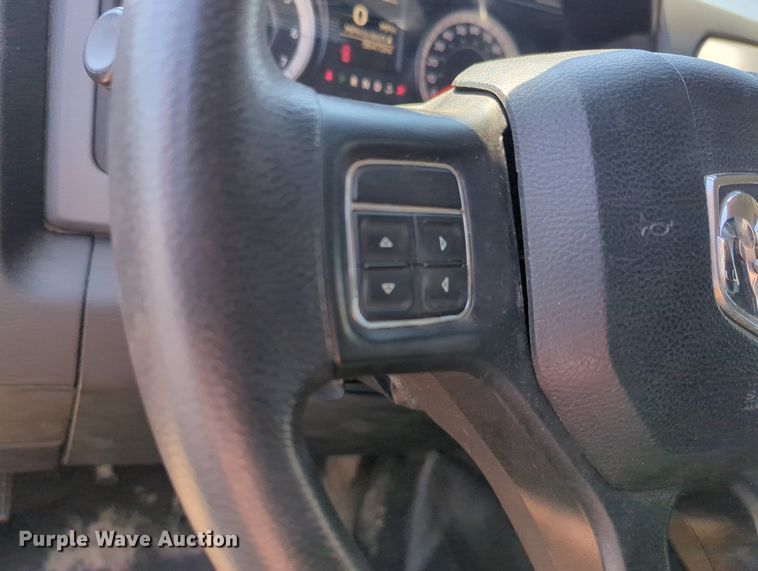 image for item KB9403 2018 Dodge Ram 3500HD  Crew Cab flatbed pickup truck