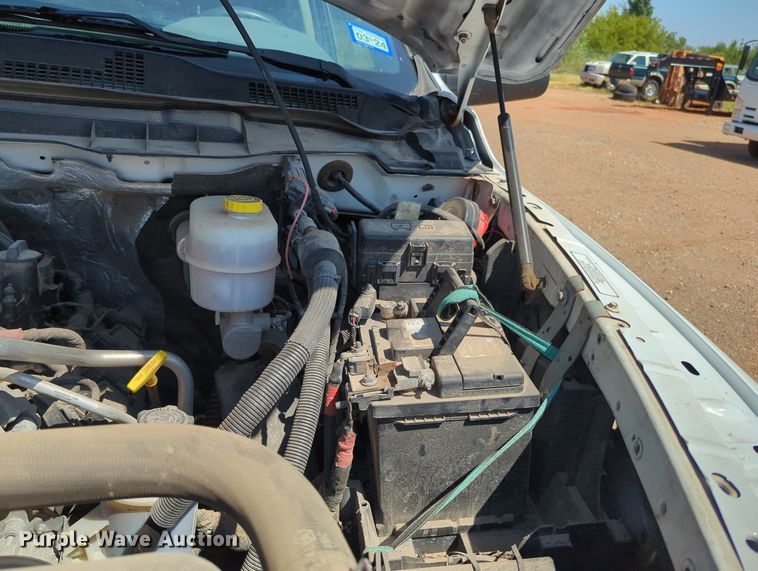 image for item KB9403 2018 Dodge Ram 3500HD  Crew Cab flatbed pickup truck