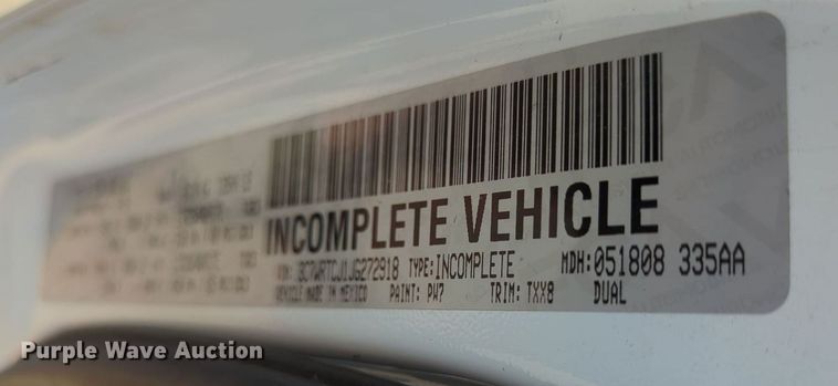 image for item KB9403 2018 Dodge Ram 3500HD  Crew Cab flatbed pickup truck