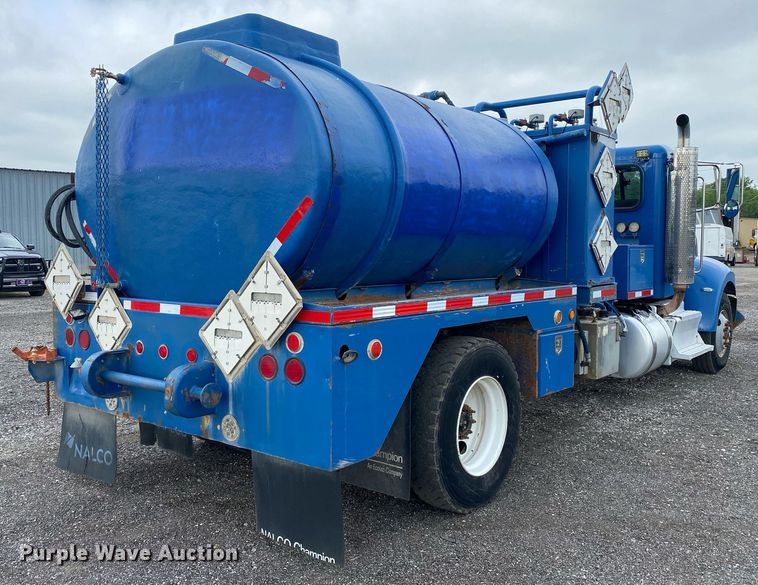 image for item KB9432 2013 Peterbilt PB337  fuel truck