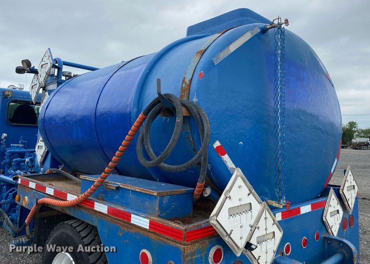 image for item KB9432 2013 Peterbilt PB337  fuel truck