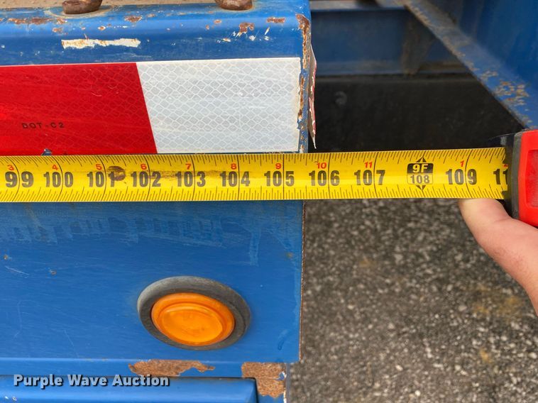 image for item KB9432 2013 Peterbilt PB337  fuel truck