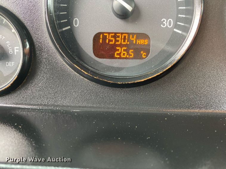 image for item KB9432 2013 Peterbilt PB337  fuel truck