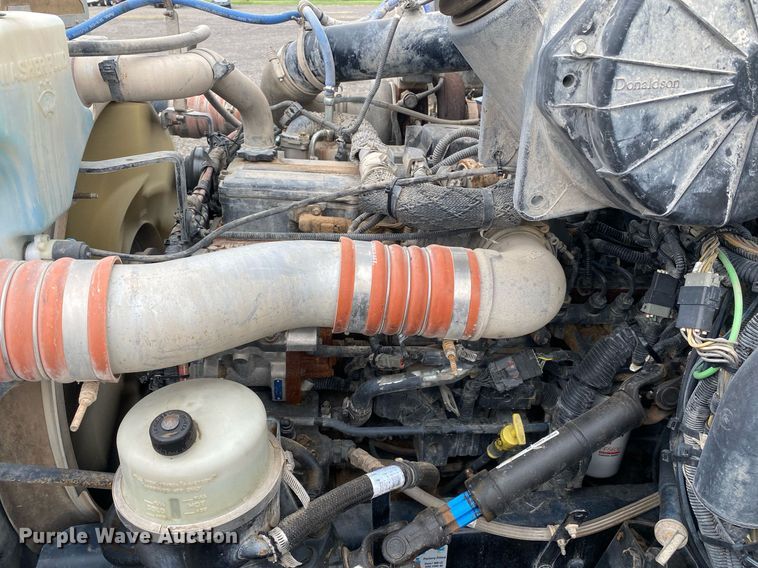 image for item KB9432 2013 Peterbilt PB337  fuel truck