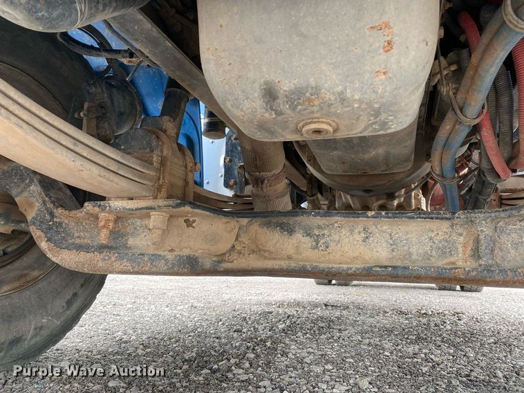 image for item KB9432 2013 Peterbilt PB337  fuel truck