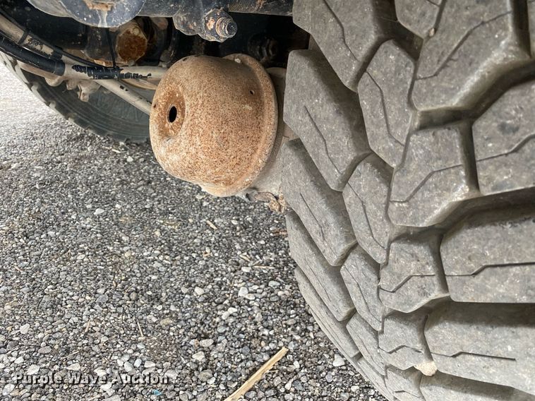 image for item KB9432 2013 Peterbilt PB337  fuel truck