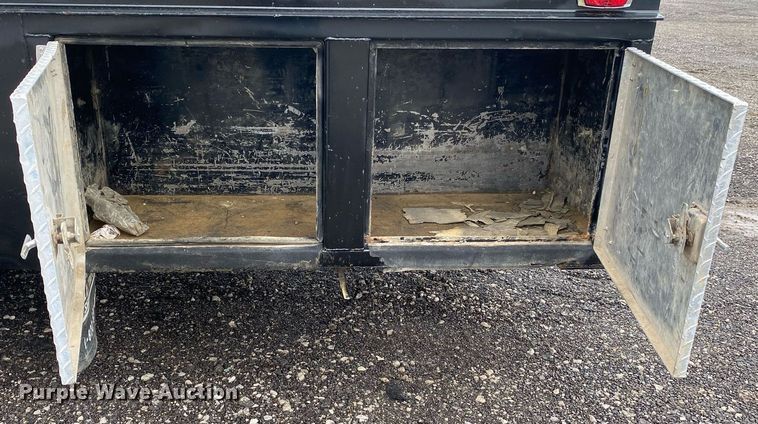 image for item KB9453 2008 International 4400  tire service truck