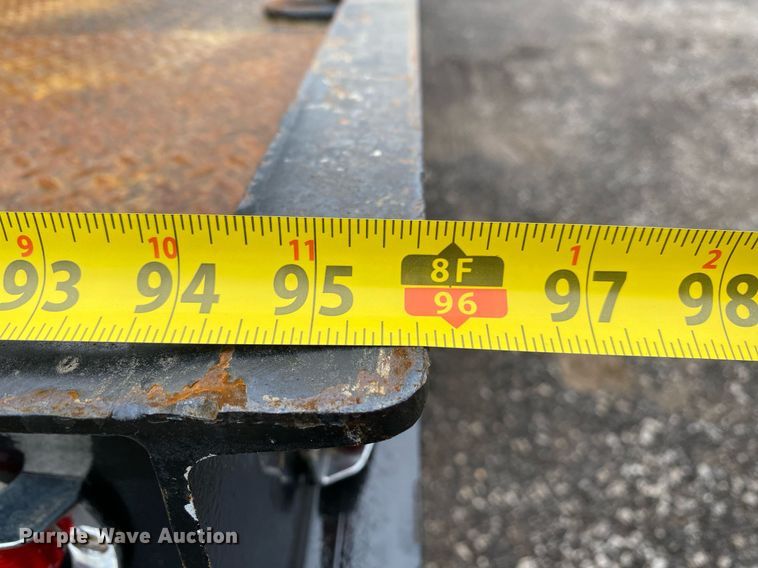 image for item KB9453 2008 International 4400  tire service truck