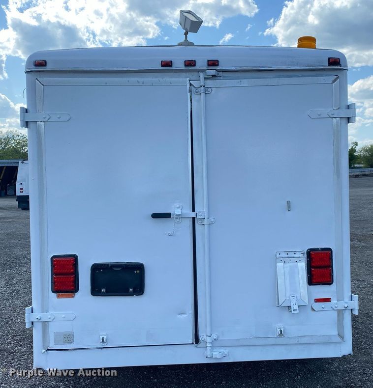 image for item KB9461 1994 Wells Cargo  enclosed cargo trailer
