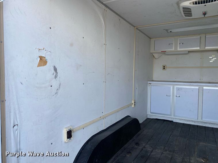 image for item KB9461 1994 Wells Cargo  enclosed cargo trailer