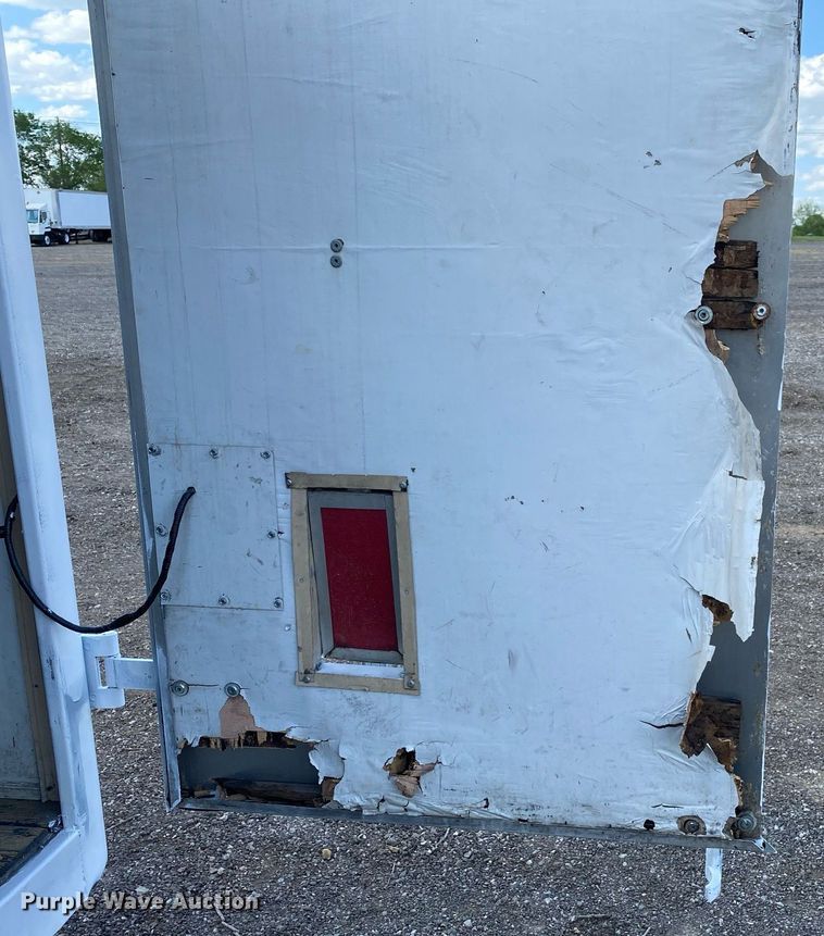 image for item KB9461 1994 Wells Cargo  enclosed cargo trailer